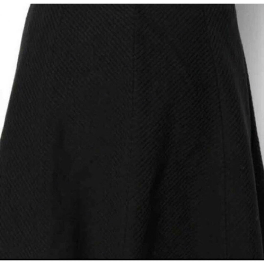TOCCA(トッカ)の新品　トッカ　TOCCA SAINT PAUL  サイズ大きめ 黒スカート レディースのスカート(ひざ丈スカート)の商品写真