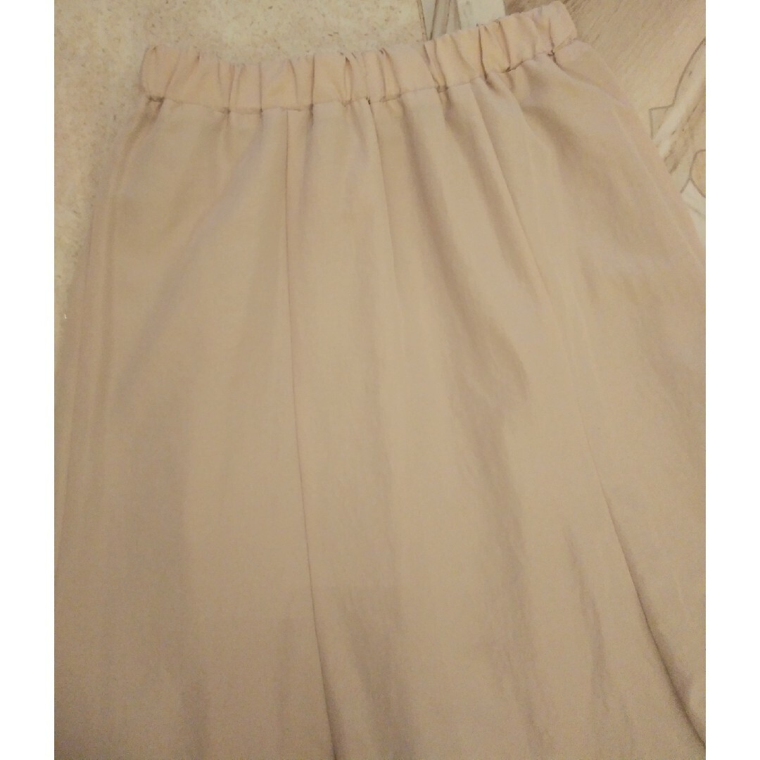 chocol raffine(ショコラフィネ)の未使用　ショコラフィネ　ロングスカート　サテンスカート　フレアスカート レディースのスカート(ロングスカート)の商品写真