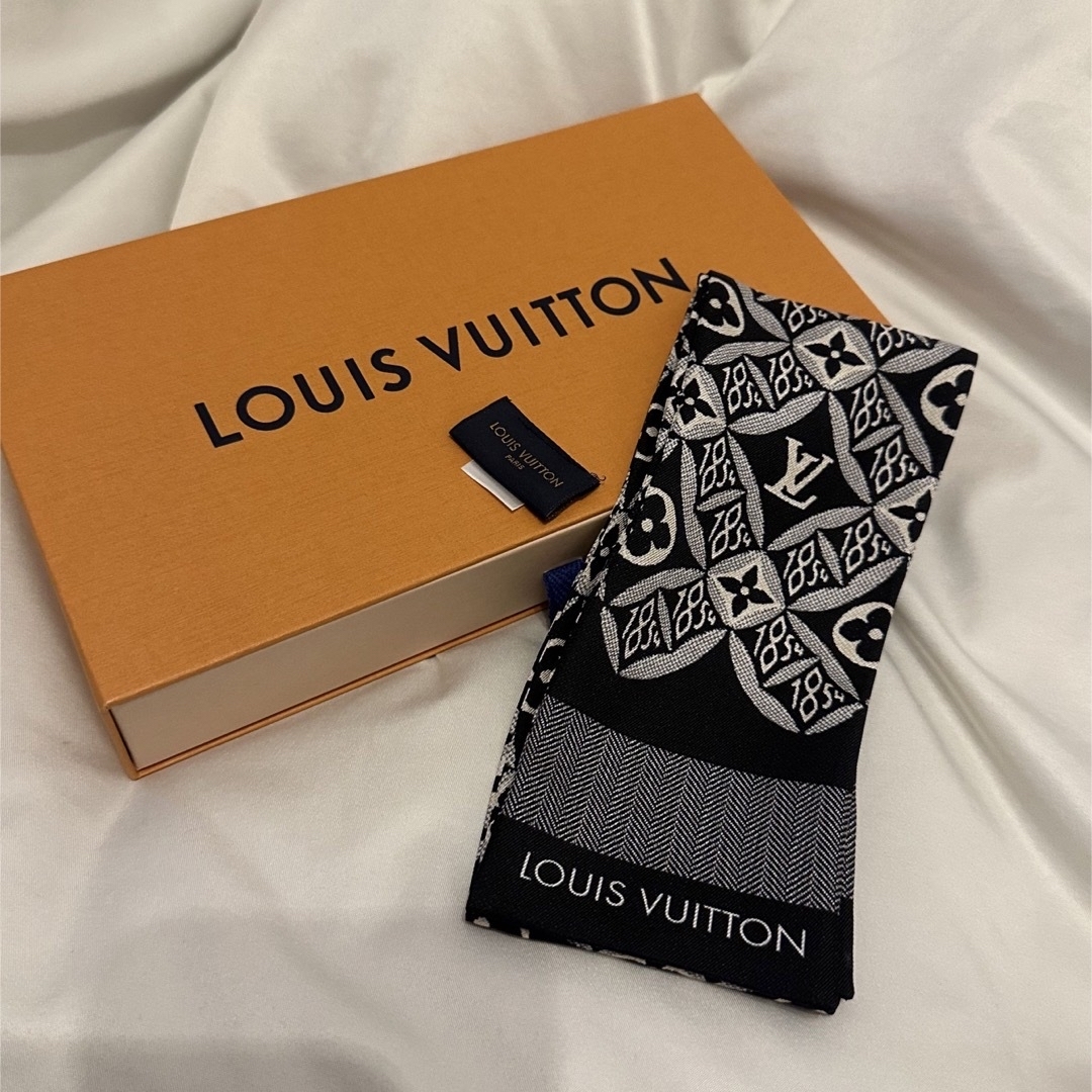 LOUIS VUITTON(ルイヴィトン)のルイヴィトン バンドー スカーフ ツイリー レディースのファッション小物(バンダナ/スカーフ)の商品写真