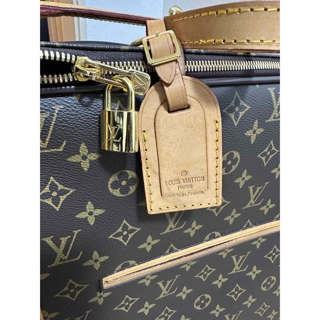 LOUIS VUITTON(ルイヴィトン)のルイヴィトンLouis Vuittonキャリーバッグ レディースのバッグ(スーツケース/キャリーバッグ)の商品写真