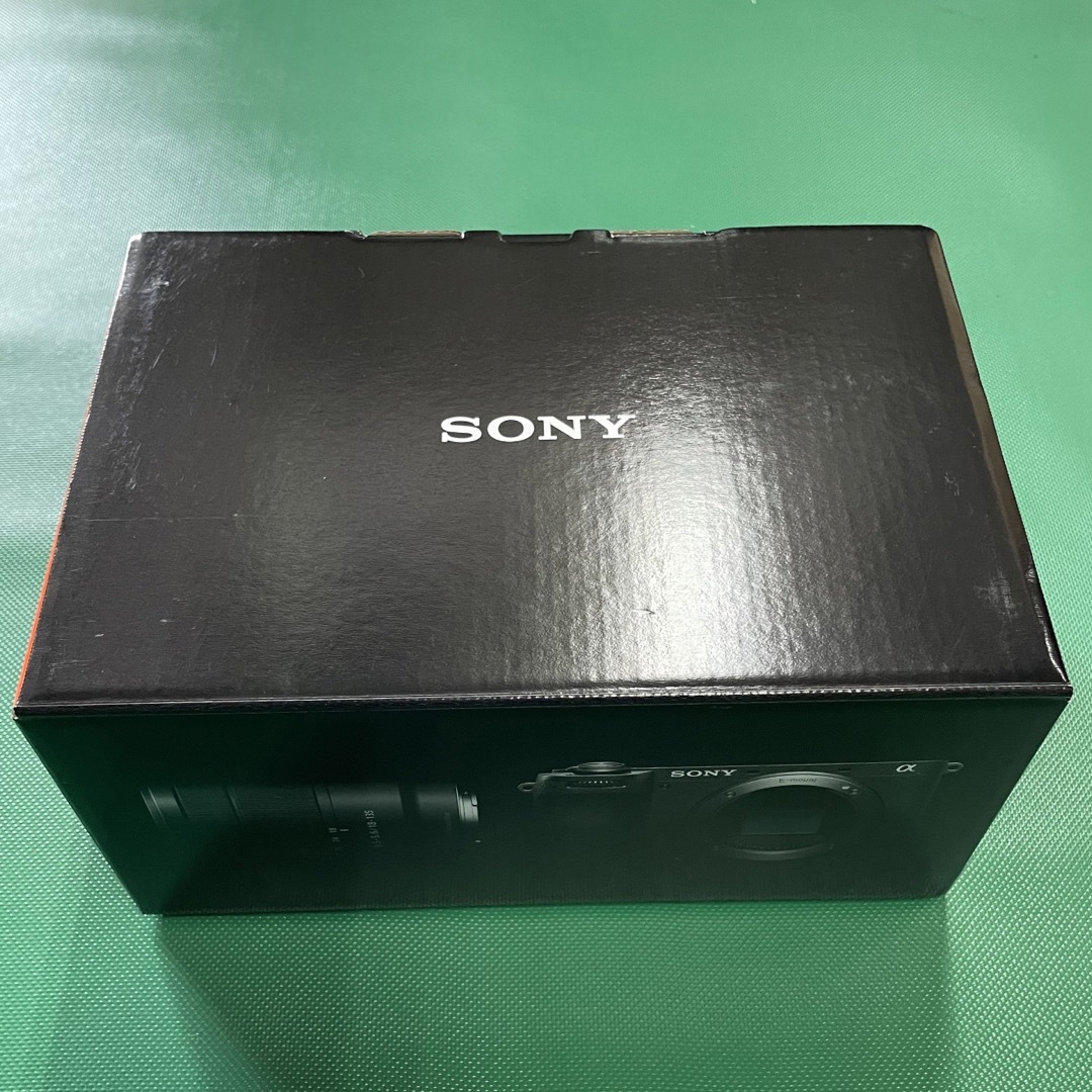 SONY(ソニー)のα6700 高倍率ズームレンズキット ILCE-6700M B スマホ/家電/カメラのカメラ(ミラーレス一眼)の商品写真