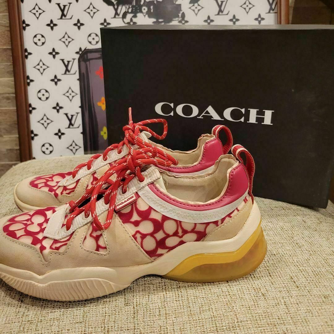 COACH　派手　ピンク　総柄　スニーカー　厚底　紐靴　パンプス　サンダル