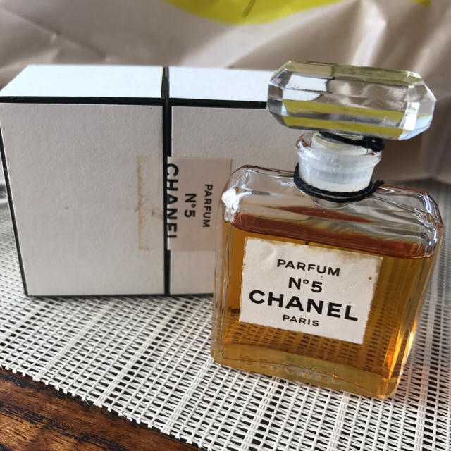 CHANEL - シャネル No.5 香水の通販 by 複数購入割引します｜シャネルならラクマ