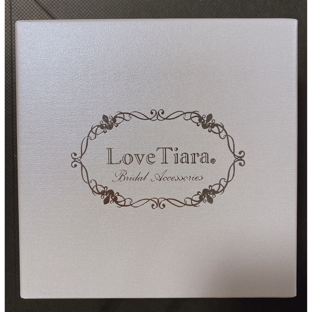 Love Tiara ヘッドドレス　 ハンドメイドのウェディング(ヘッドドレス/ドレス)の商品写真