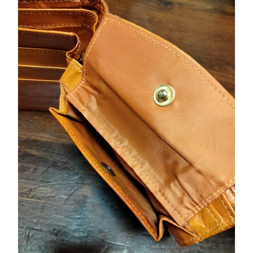うなぎの皮　財布　折り財布　韓国土産　オレンジ　茶 メンズのファッション小物(折り財布)の商品写真