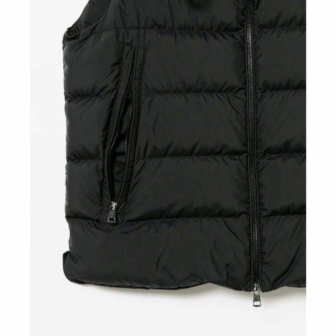 MONCLER(モンクレール)の専用出品【新品】モンクレールダウンベスト メンズのジャケット/アウター(ダウンベスト)の商品写真