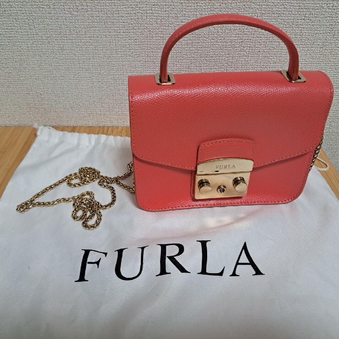 FURLA ショルダーバッグ メトロポリス-