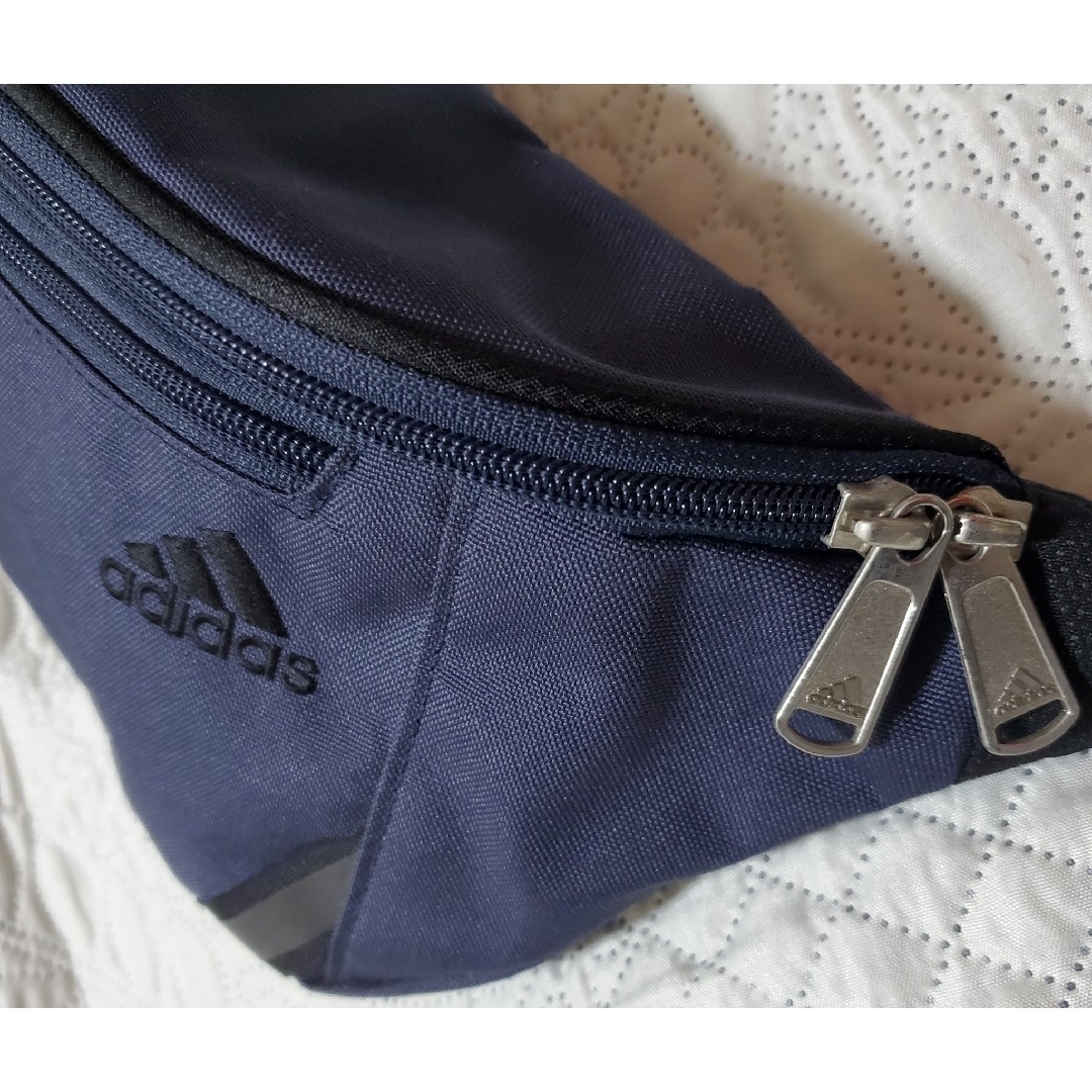 adidas(アディダス)のadidasウエストポ－チ メンズのバッグ(ウエストポーチ)の商品写真