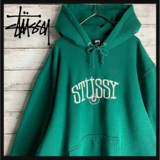 ステューシー(STUSSY)の【希少XLサイズ】ステューシー　パーカー　センター刺繍ロゴ　即完売　入手困難(パーカー)