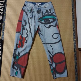 新品　未使用　デニムパンツ　デシグアル