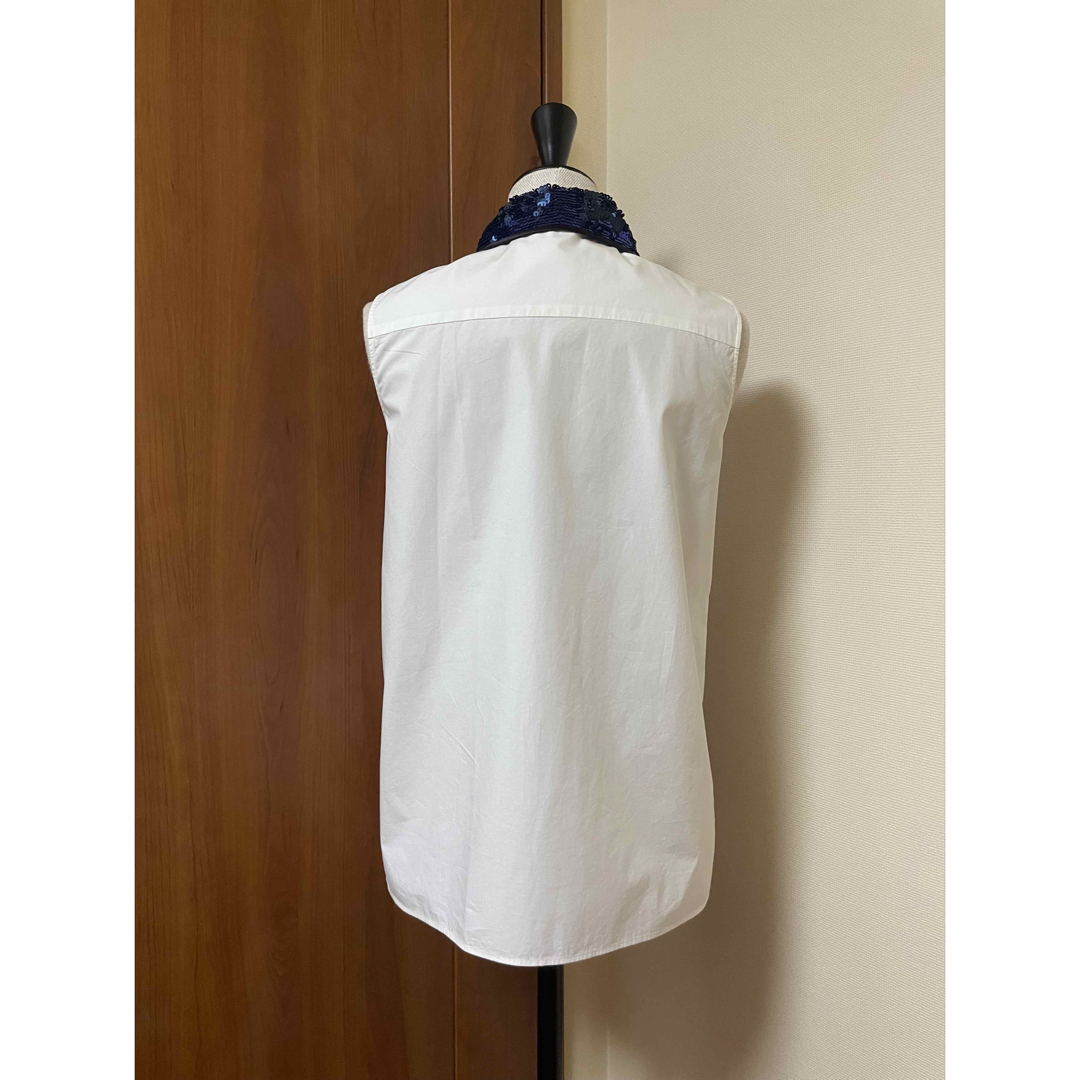 miumiu(ミュウミュウ)のMIU MIU ミュウミュウ　スパンコール襟付きブラウス　未使用　サイズ38 レディースのトップス(シャツ/ブラウス(半袖/袖なし))の商品写真