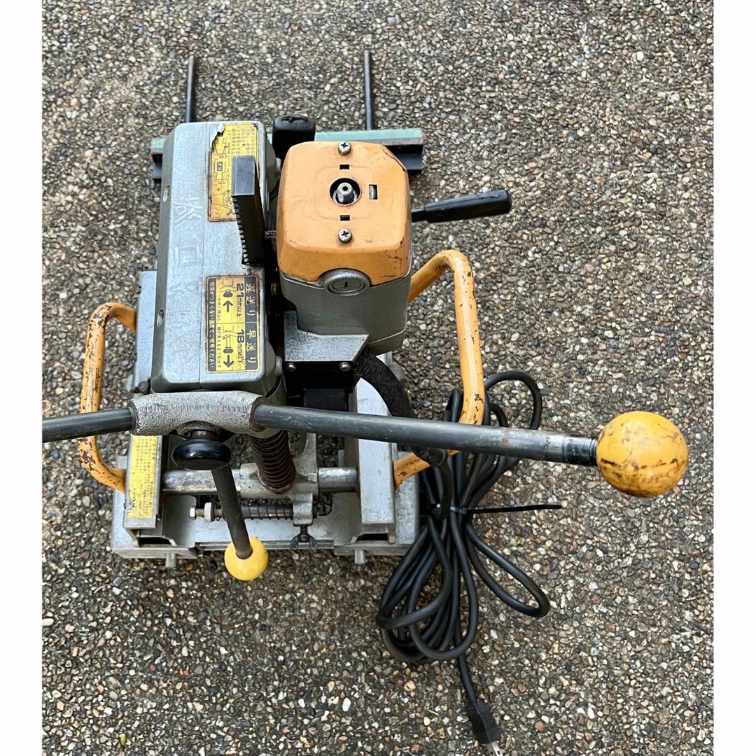 makita マキタ 手動カクノミ ・ モデル : 7303 穴開け・木材加工