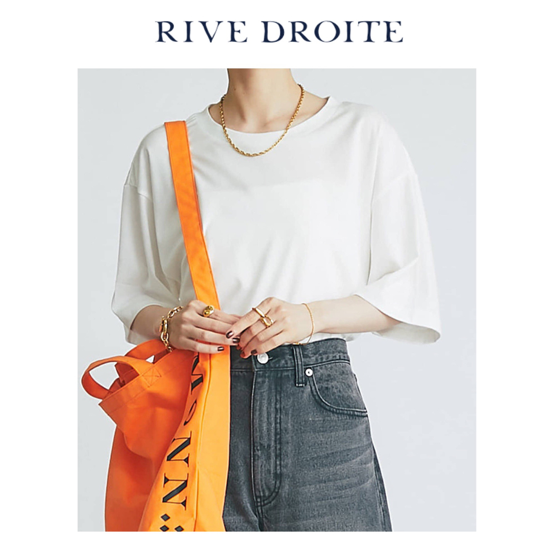 RIVE DROITE(リヴドロワ)の新品　リヴドロワ　白　RIVE DROITE  MONN モン　オーバーＴシャツ レディースのトップス(Tシャツ(半袖/袖なし))の商品写真