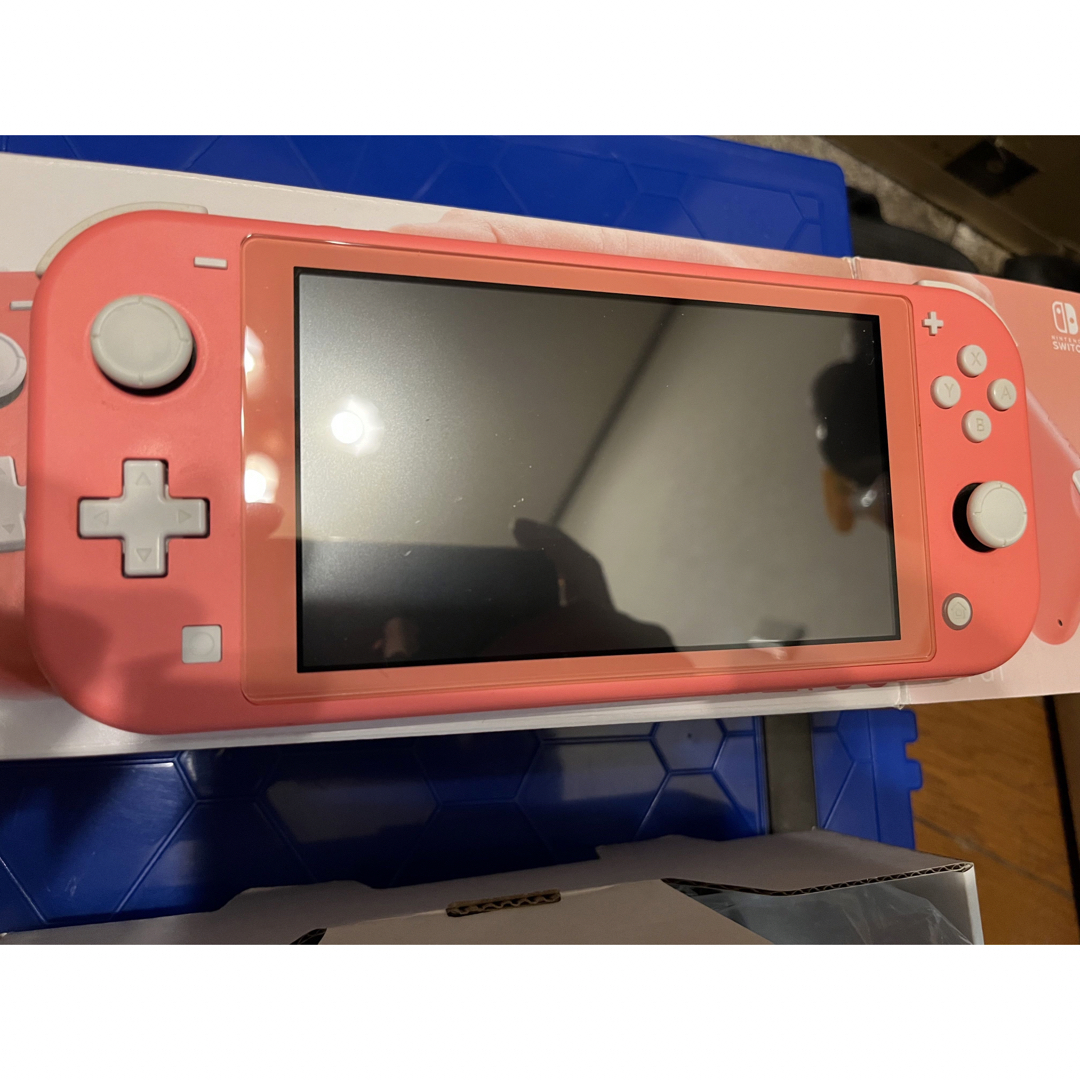 Nintendo Switch Lite スイッチライト コーラル-