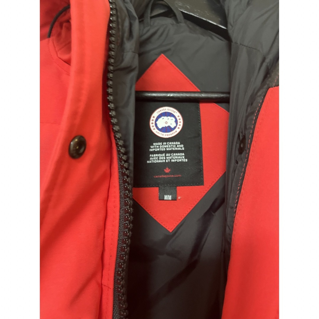 CANADA GOOSE(カナダグース)のCANADA GOOSE 正規品 ダウンジャケット レディースのジャケット/アウター(ダウンジャケット)の商品写真