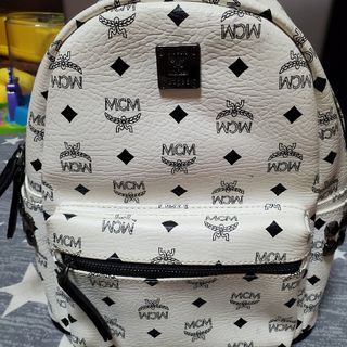 MCM - MCM リュック BLACK SMALLサイズの通販 by ユウ・ワンヘ
