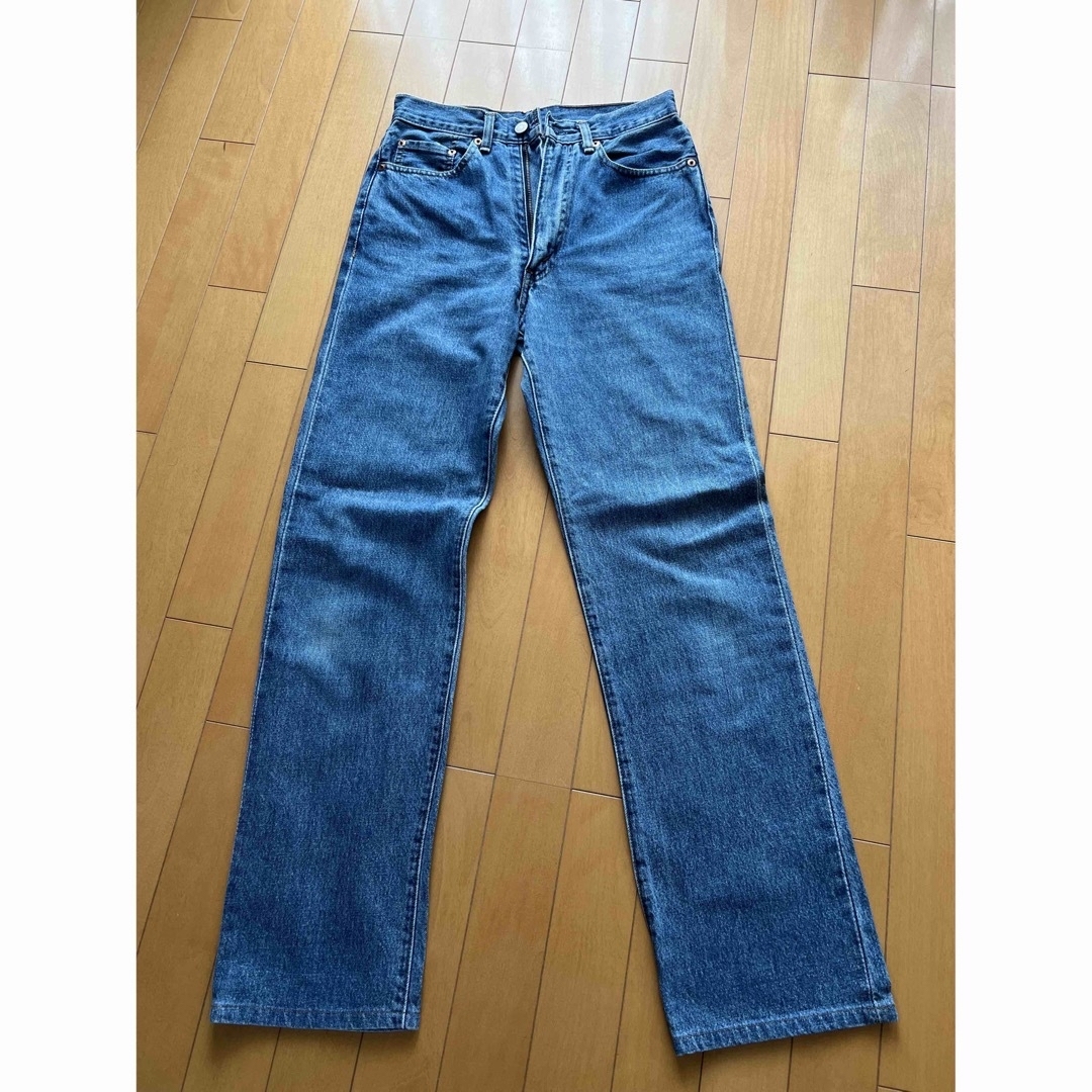 Levi's(リーバイス)のリーバイスジーンズ　11号30インチ　日本　赤耳 レディースのパンツ(デニム/ジーンズ)の商品写真