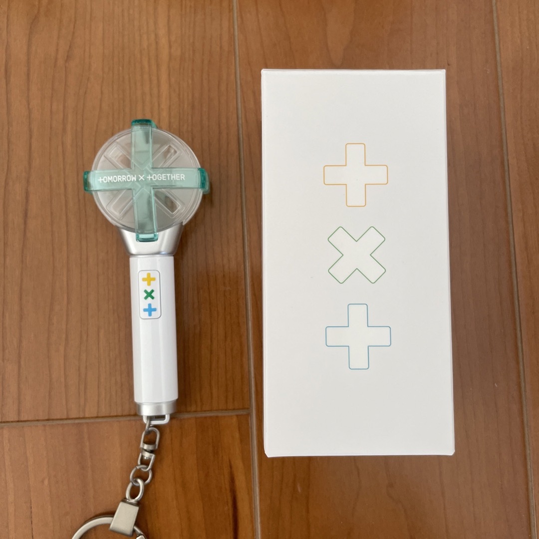 TXT OFFICIATL LIGHT STICK KEYRING | フリマアプリ ラクマ