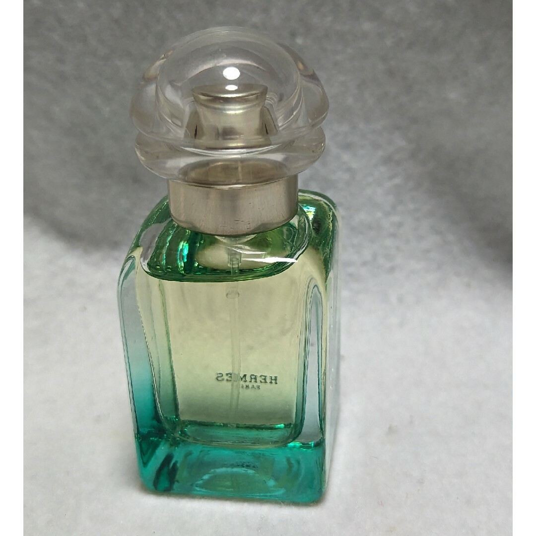 Hermes(エルメス)の美品エルメスナイルの庭オードトワレ30ml コスメ/美容の香水(香水(女性用))の商品写真