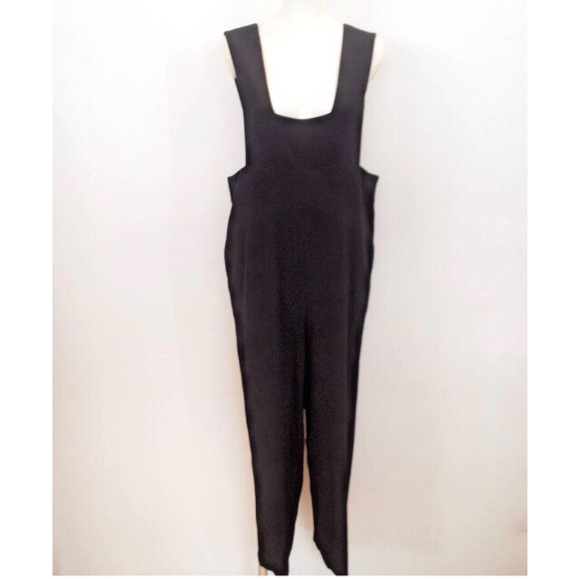 VISCOSE BACK SATIN JUMPSUIT♡