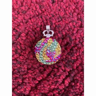 スワロフスキー(SWAROVSKI)のペンダントトップ(ネックレス)