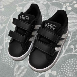 アディダス(adidas)のadidasスニーカー赤ちゃん12.5cm新品♡♡(スニーカー)