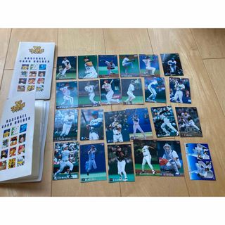 カルビー(カルビー)のプロ野球チップス99  カード50枚程度、カードホルダー2冊(シングルカード)