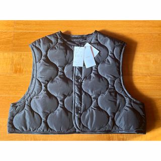 【HYKE】QUILTED CROPPED VEST 23A/W