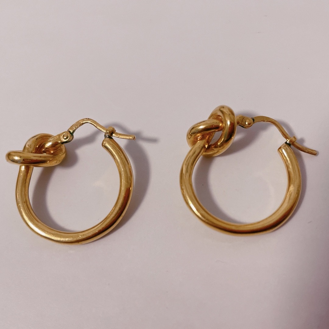 CELINE セリーヌ ノットピアス CELINE セリーヌ ノットピアス