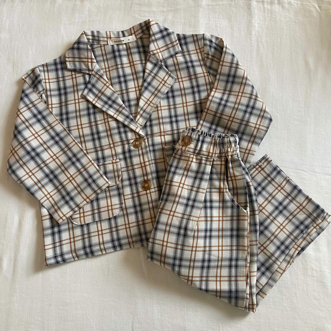 ZARA KIDS(ザラキッズ)のチェックジャケット　パンツ　セットアップ　90 キッズ/ベビー/マタニティのキッズ服男の子用(90cm~)(ジャケット/上着)の商品写真