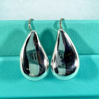 Tiffany ティアドロップ型のピアス