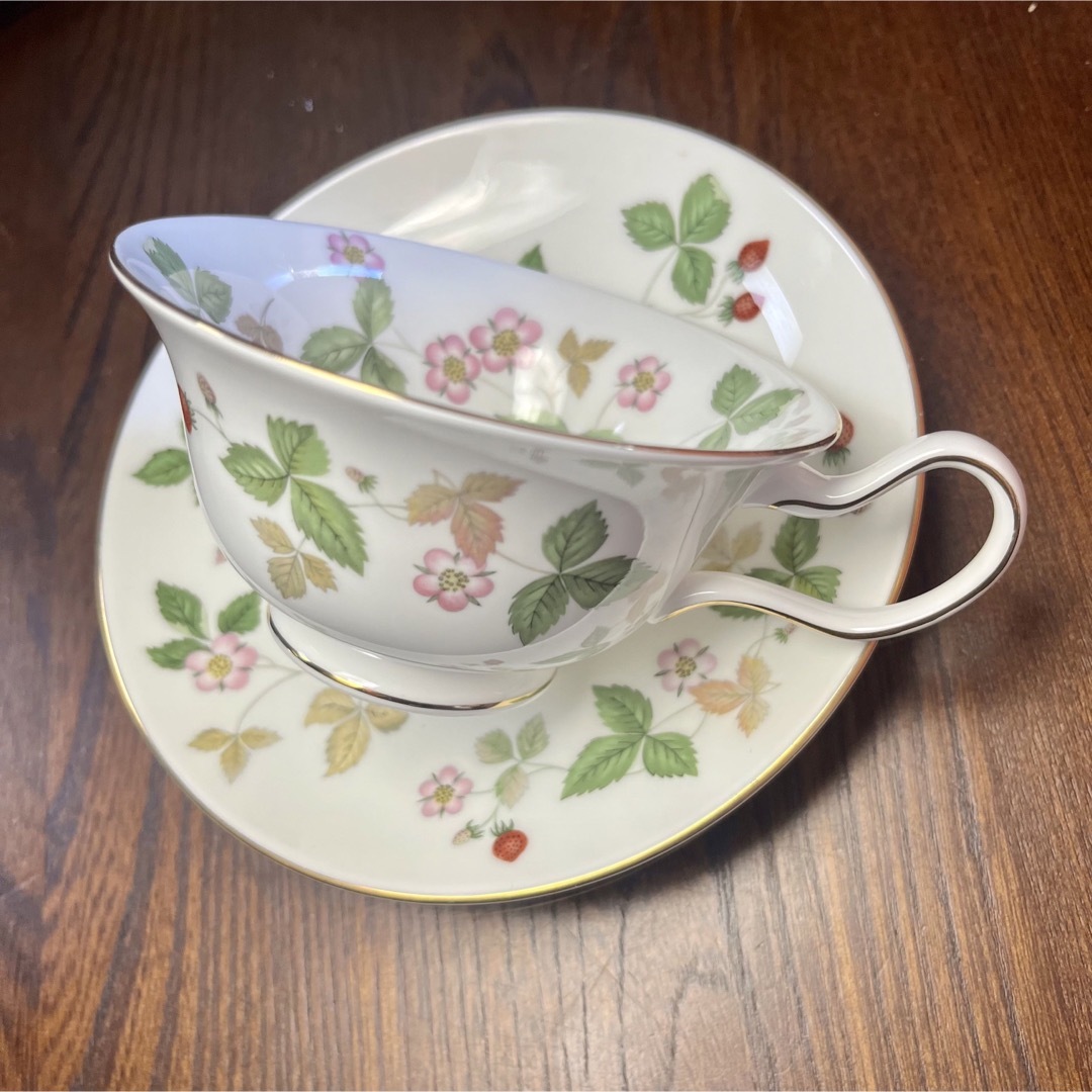 WEDGWOOD - ウェッジウッド ワイルドストロベリー ピオニー カップ