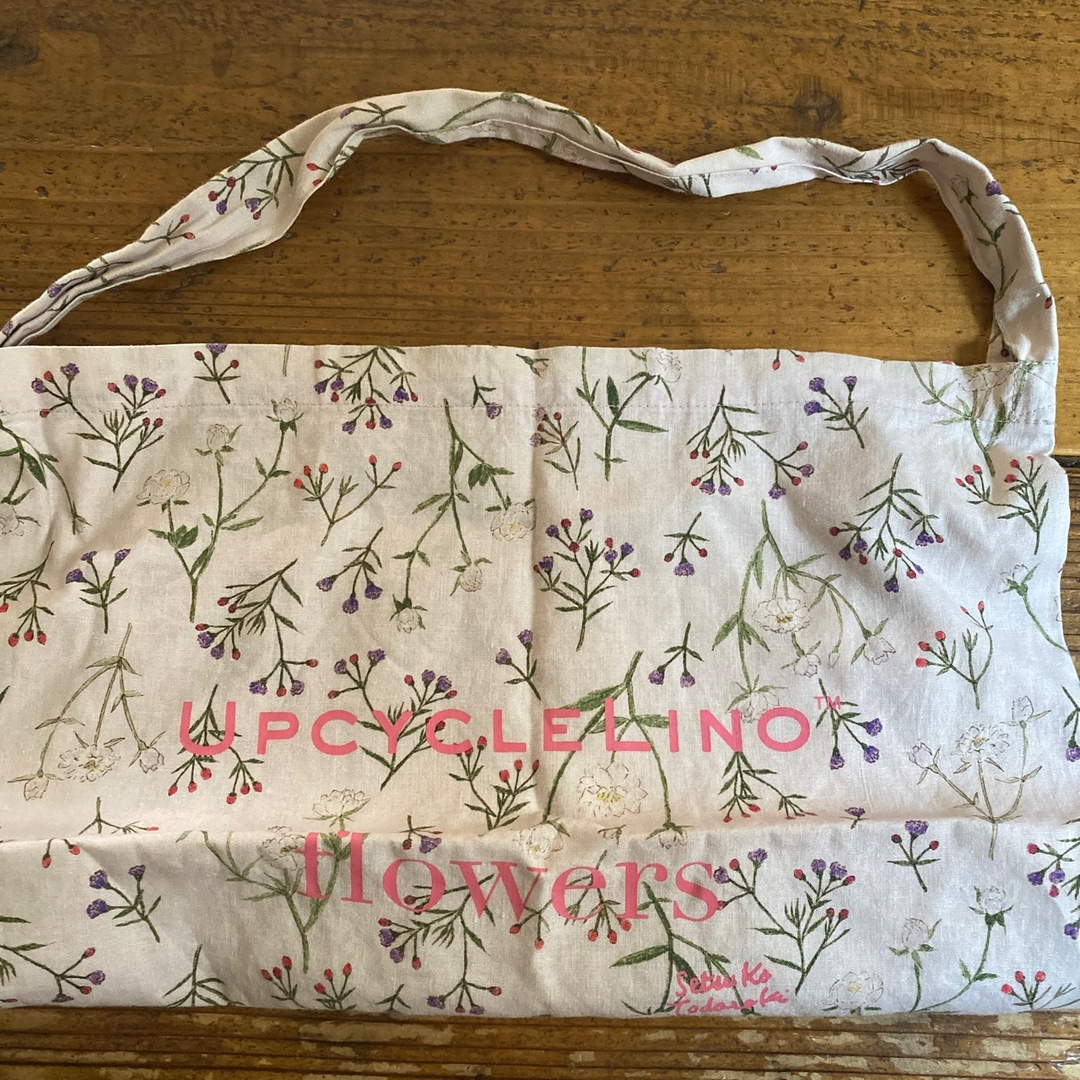 nest Robe(ネストローブ)のUpcycleLino flowers BAG ハンドメイドのファッション小物(バッグ)の商品写真