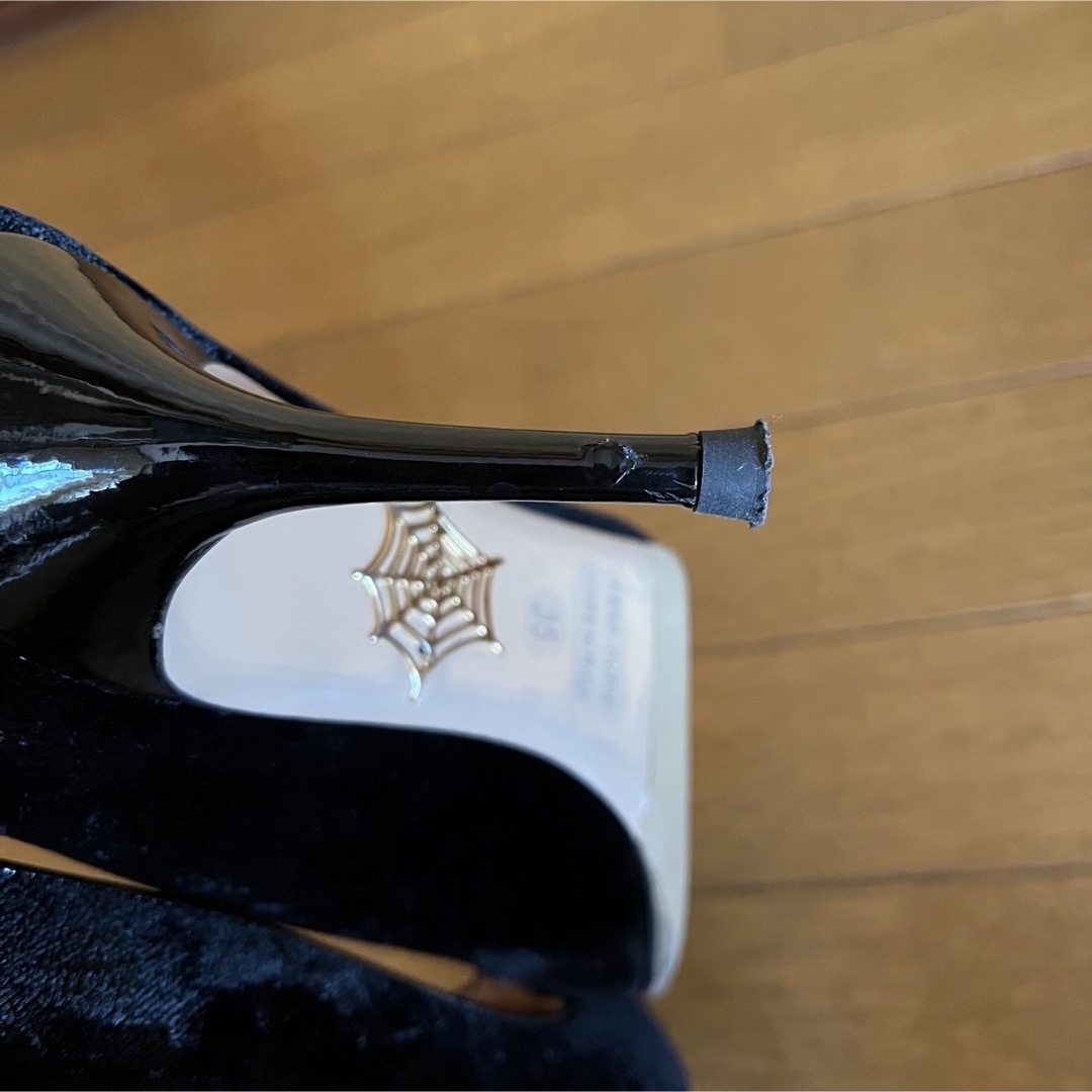 Charlotte Olympia(シャルロットオリンピア)のシャーロットオリンピア CHARLOTTE OLYMPIA レディースの靴/シューズ(ハイヒール/パンプス)の商品写真