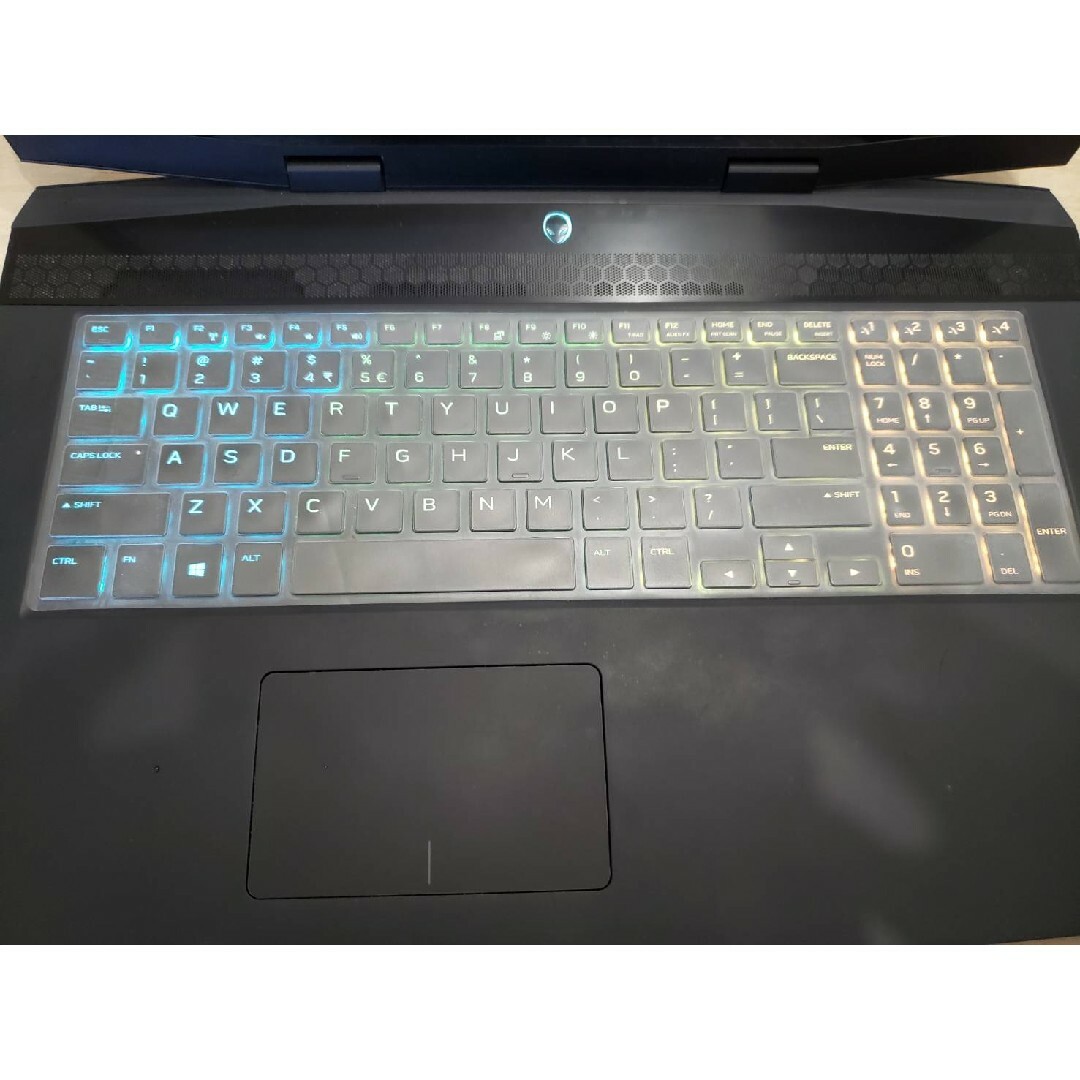 ノートパソコン＊Alienware m17＊ゲーミングパソコン スマホ/家電/カメラのPC/タブレット(ノートPC)の商品写真