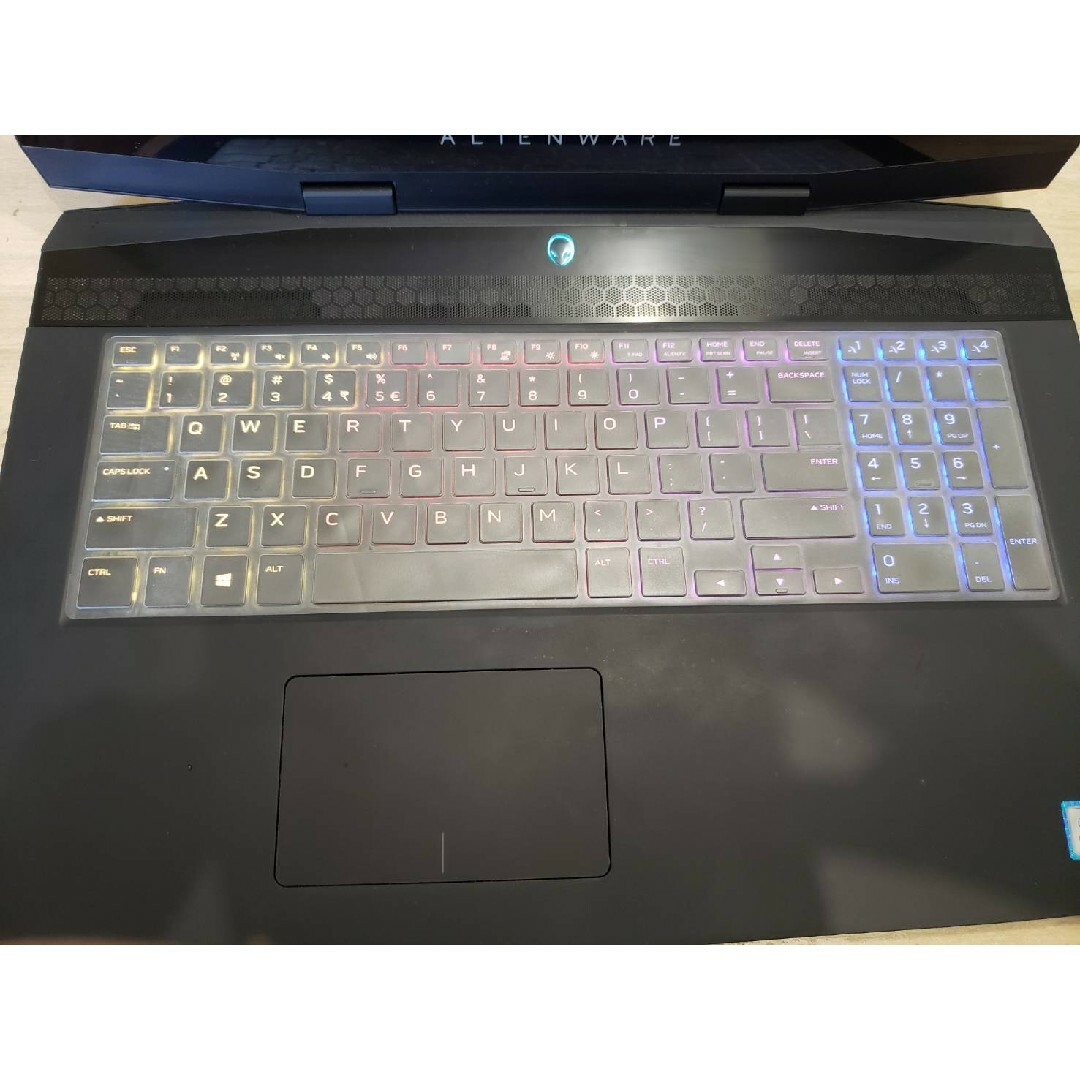 ノートパソコン＊Alienware m17＊ゲーミングパソコン スマホ/家電/カメラのPC/タブレット(ノートPC)の商品写真