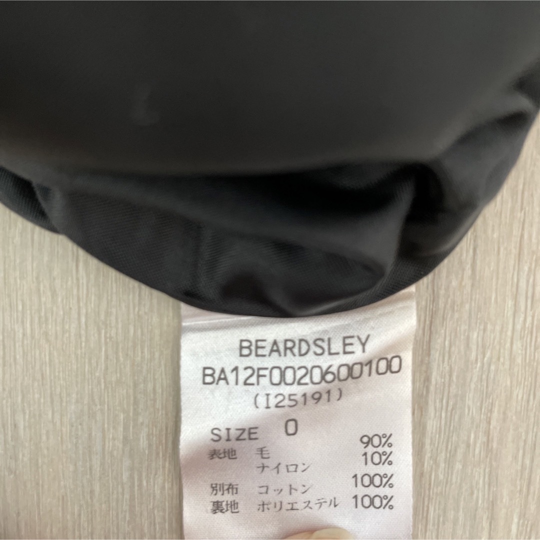 BEARDSLEY(ビアズリー)のビアズリー　BEARDSLEY ショートパンツ レディースのパンツ(ショートパンツ)の商品写真