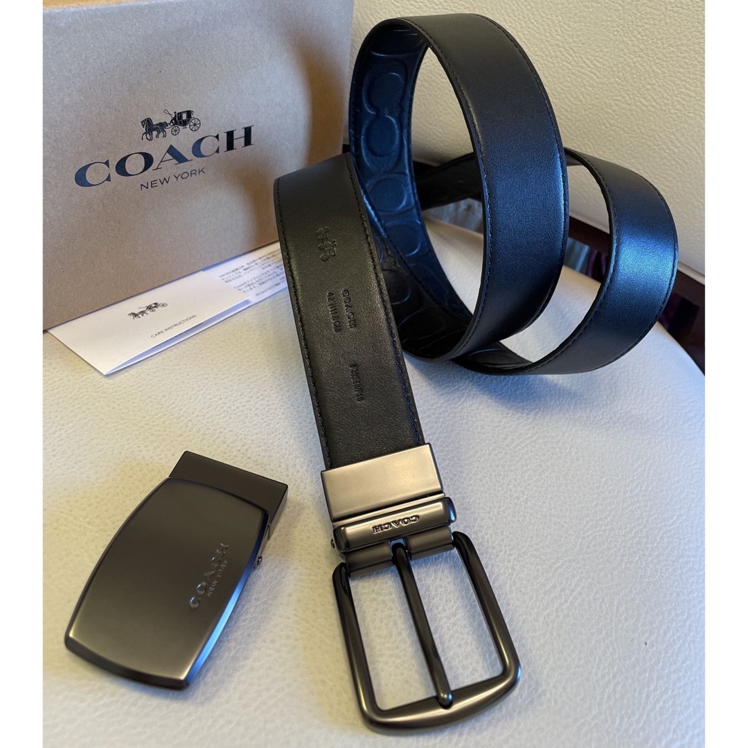 COACH(コーチ)の限定価格コーチ3点セットレザーリバーシブルフリーサイズベルトギフト箱付き メンズのファッション小物(ベルト)の商品写真