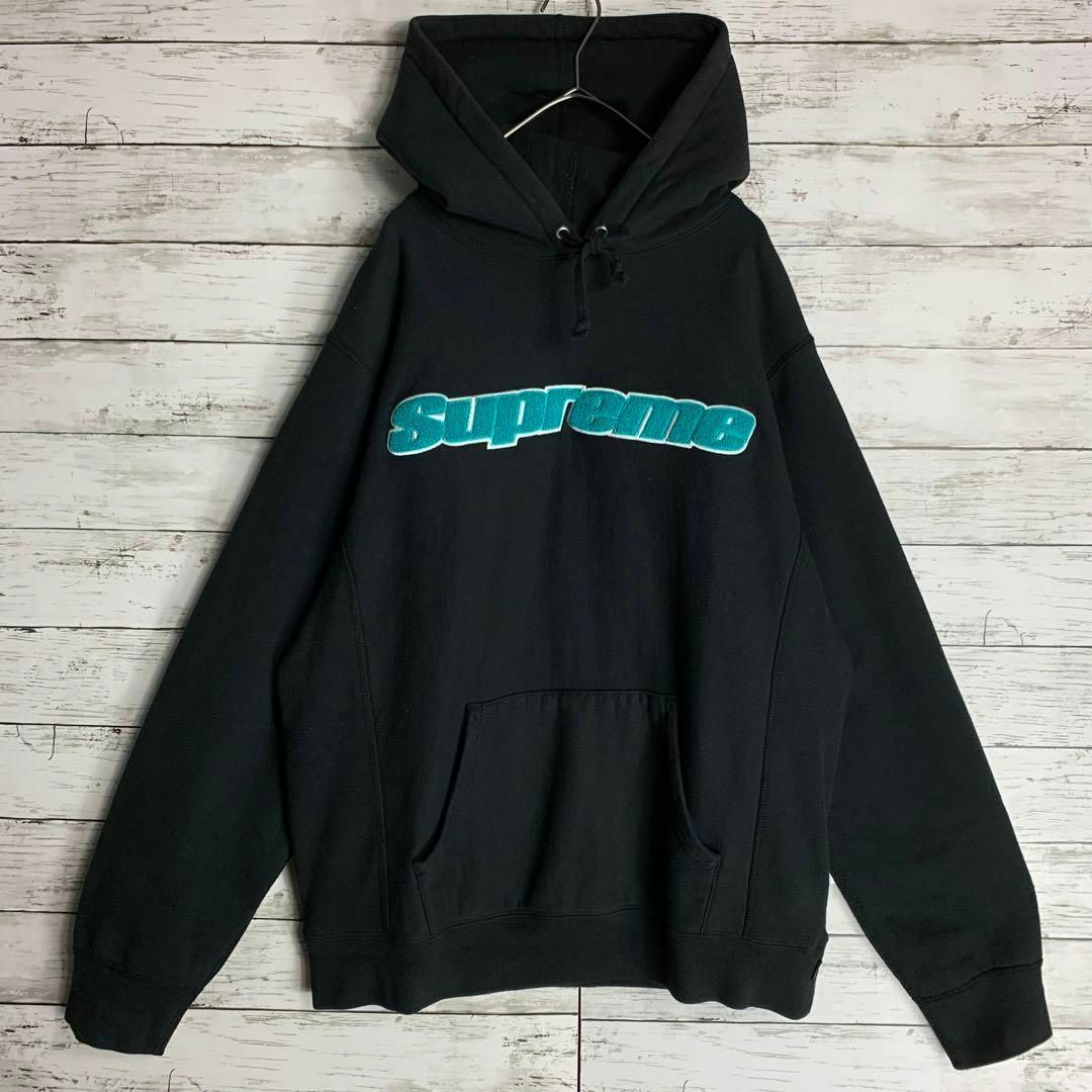 Supreme - 【即完売モデル】シュプリーム パーカー センターパイルロゴ