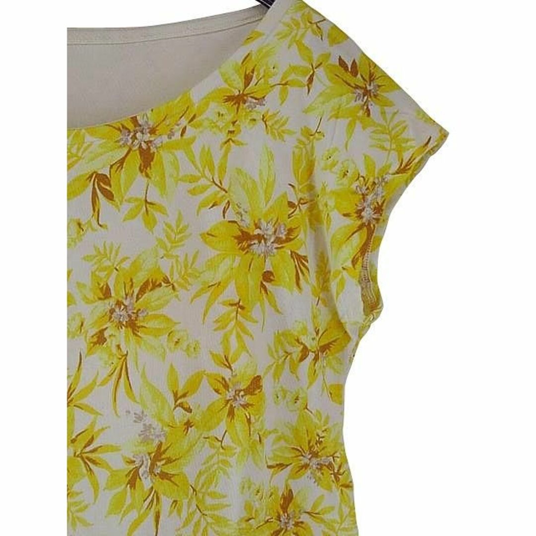 SS1459-3◇ 新品 花柄Tシャツ カップ付き Aライン Lサイズ ホワイト レディースのトップス(Tシャツ(半袖/袖なし))の商品写真