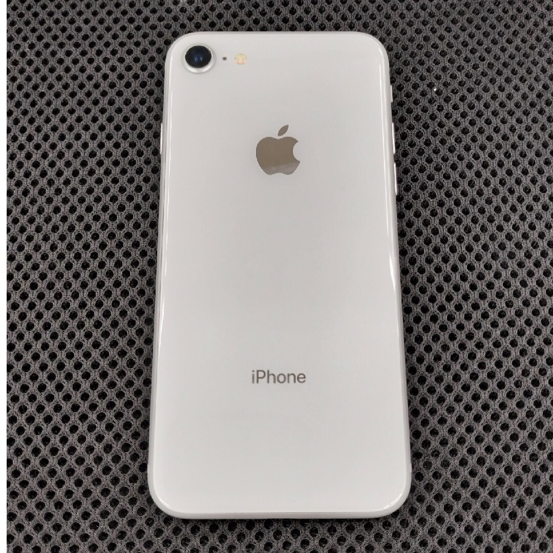 iPhone 8 ホワイト64GB