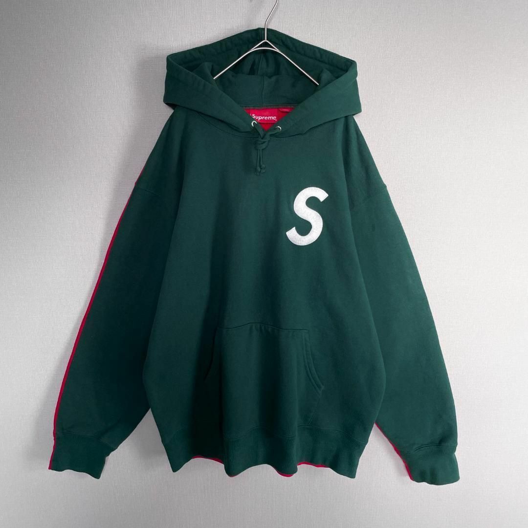 美品❗️SUPREMEバイカラーロゴパーカー