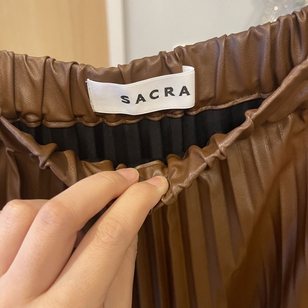SACRA - SACRA プリーツスカートの通販 by AiR ｜サクラならラクマ