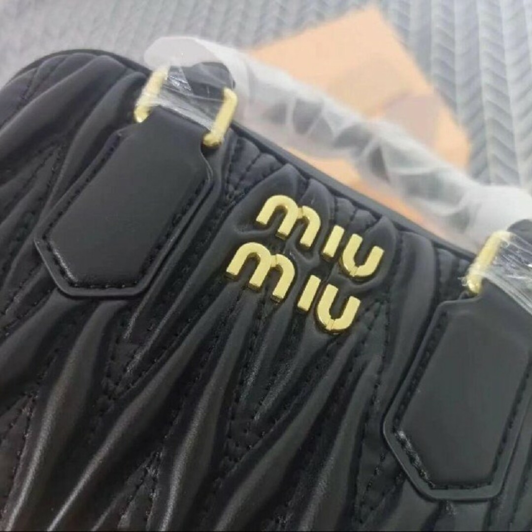 miumiu - 人気MIU MIU ✦ミュウミュウボウリングバッグ ハンドバッグ