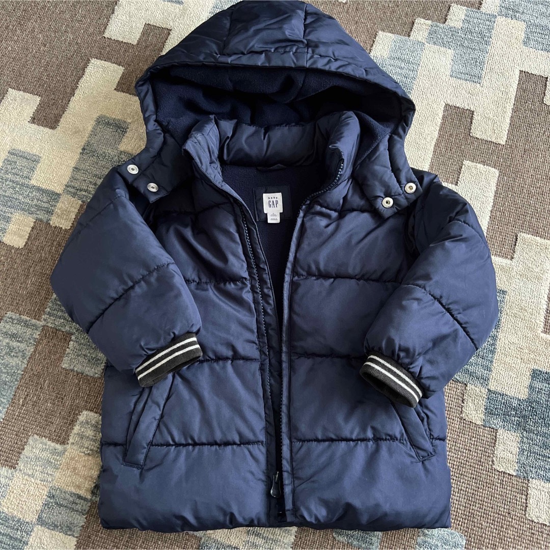 babyGAP(ベビーギャップ)のダウンコート　ジャンバー キッズ/ベビー/マタニティのキッズ服男の子用(90cm~)(ジャケット/上着)の商品写真