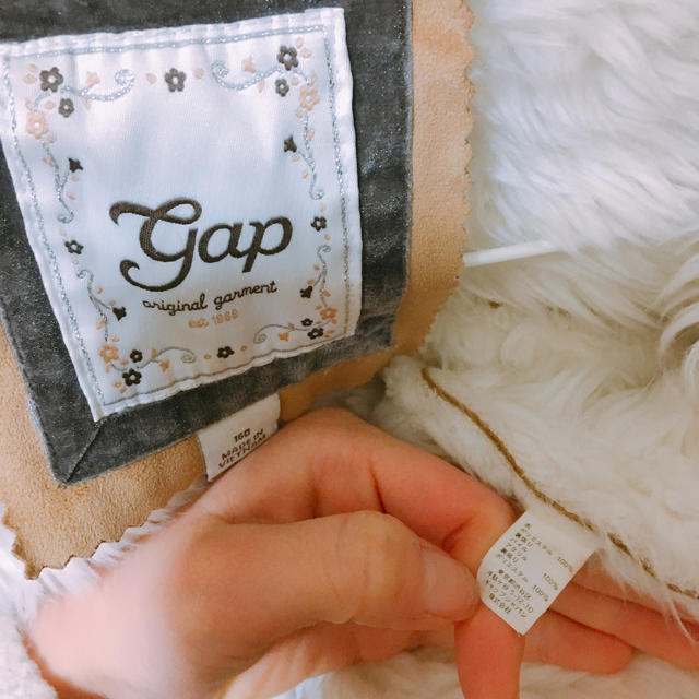 GAP(ギャップ)のGAP ふわふわコート キッズ/ベビー/マタニティのキッズ服女の子用(90cm~)(ジャケット/上着)の商品写真