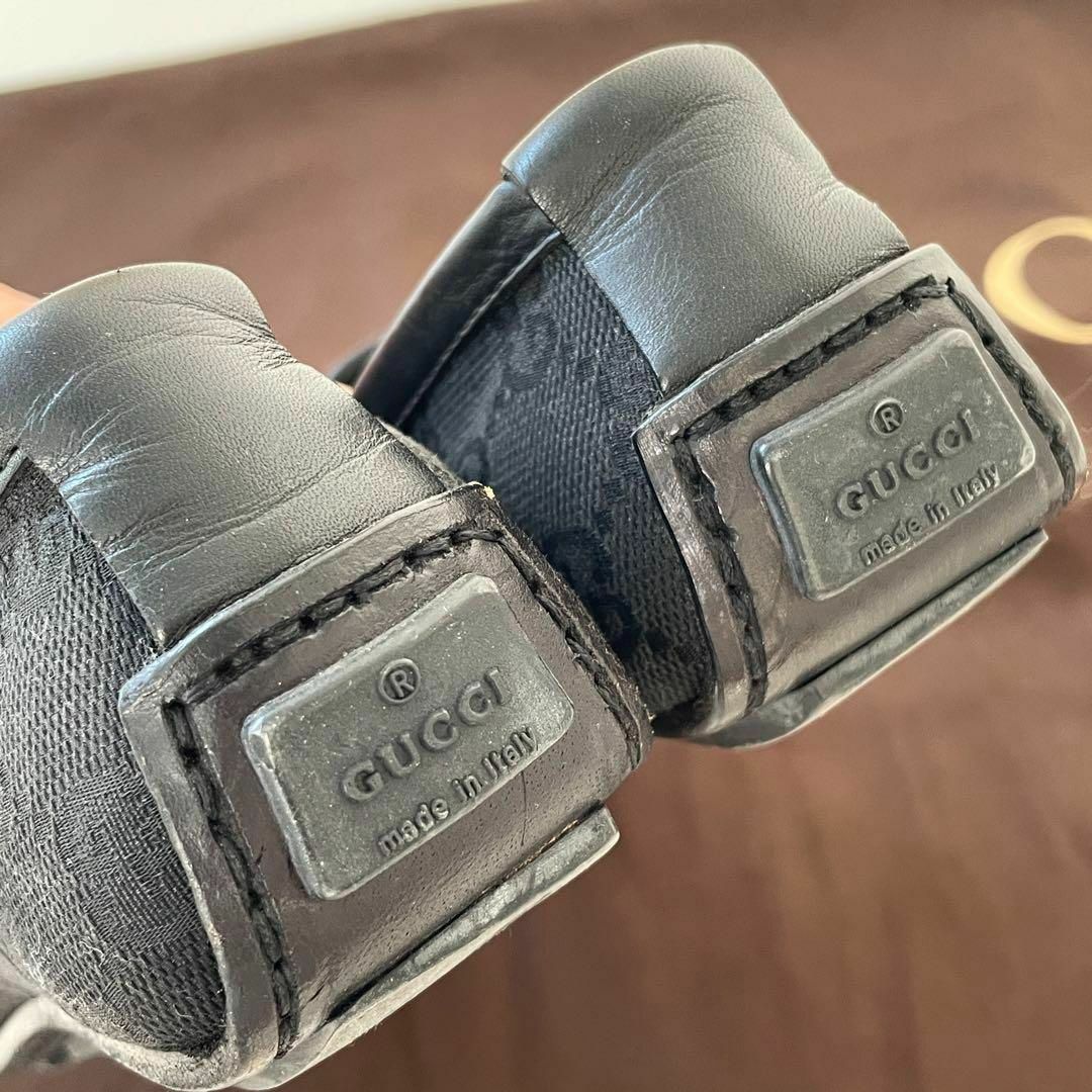 Gucci(グッチ)のGUCCI グッチ GGキャンバス ローファー 黒 ブラック 22 レディースの靴/シューズ(ハイヒール/パンプス)の商品写真