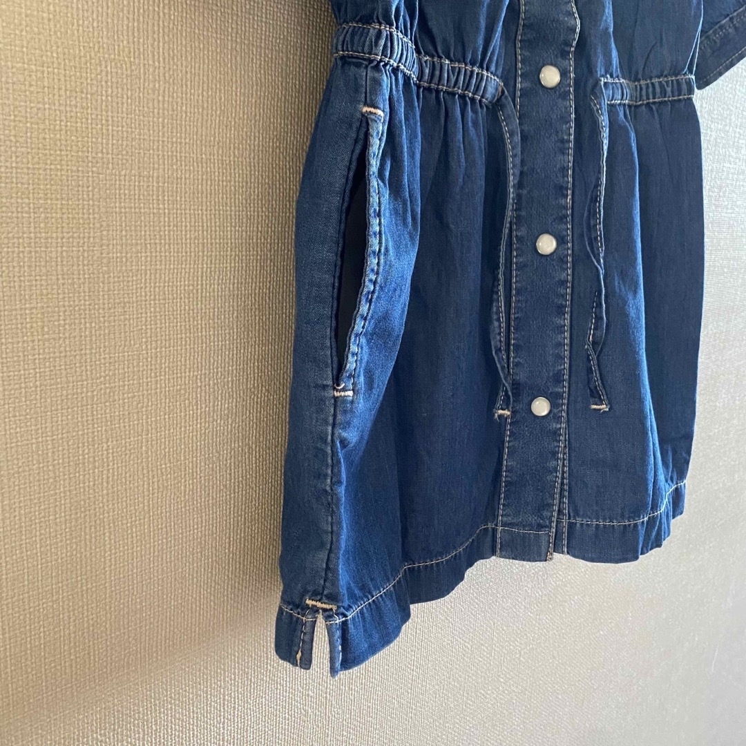 babyGAP(ベビーギャップ)のBaby GAP デニムワンピース　デニムシャツ キッズ/ベビー/マタニティのキッズ服女の子用(90cm~)(ワンピース)の商品写真