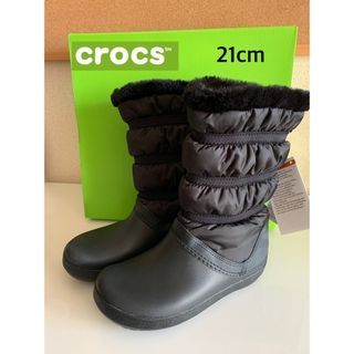 クロックス(crocs)の新品タグ付き　crocs クロックス　ウィンターブーツ　21cm 定価8250円(ブーツ)