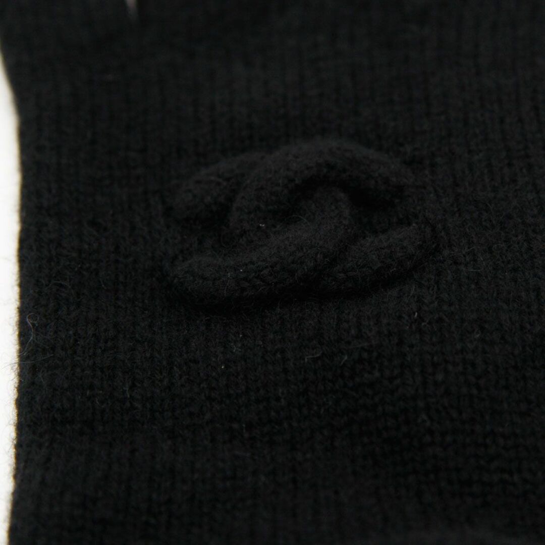 CHANEL(シャネル)のほぼ未使用 シャネル CHANEL 手袋 カシミヤ ブラック 黒 ラメ ココマーク グローブ ブランド レディース タグ付き レディースのファッション小物(手袋)の商品写真